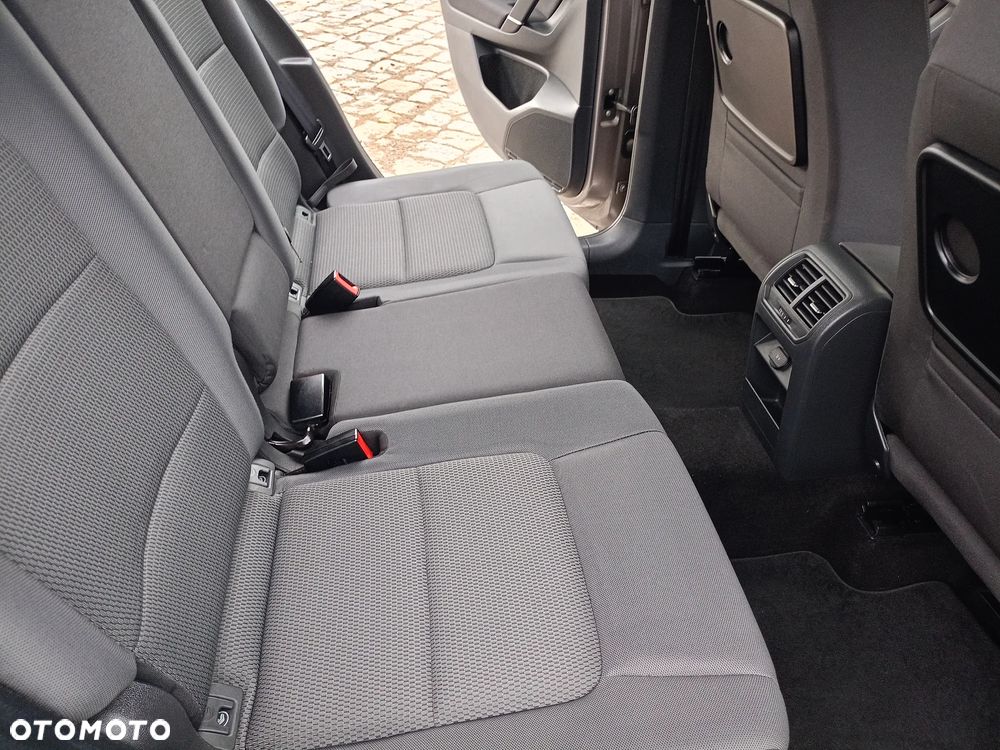 Volkswagen Golf Sportsvan - 18