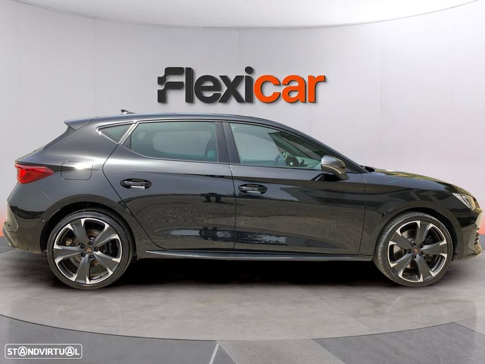 Cupra Leon 1.4 e-Hybrid VZ DSG - 9