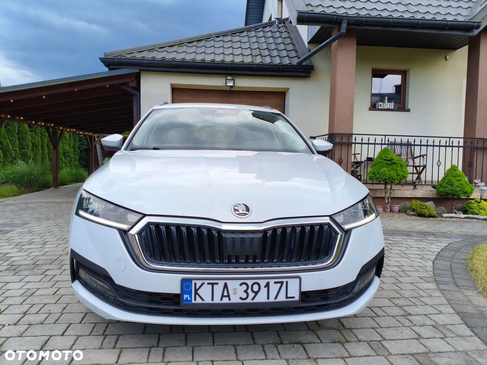 Skoda Octavia 2.0 TDI DSG Style - 2