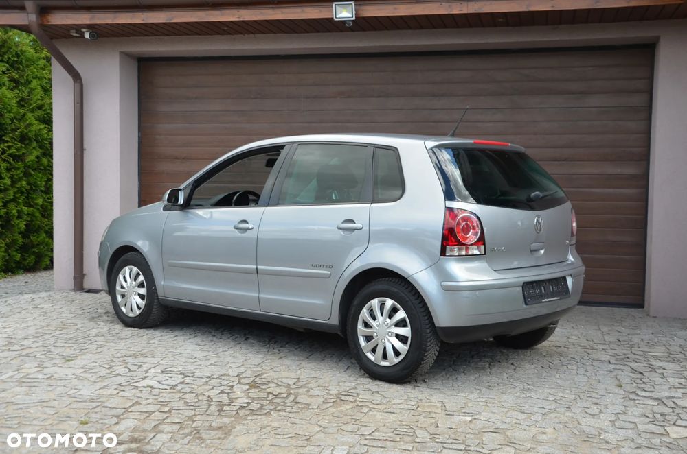 Volkswagen Polo - 7