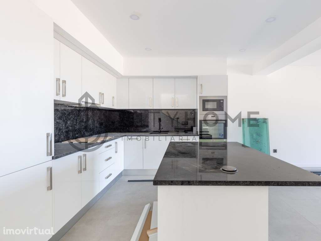 Moradia em bandaT3 com piscina individual e deslumbrante vista mar - Grande imagem: 2/52