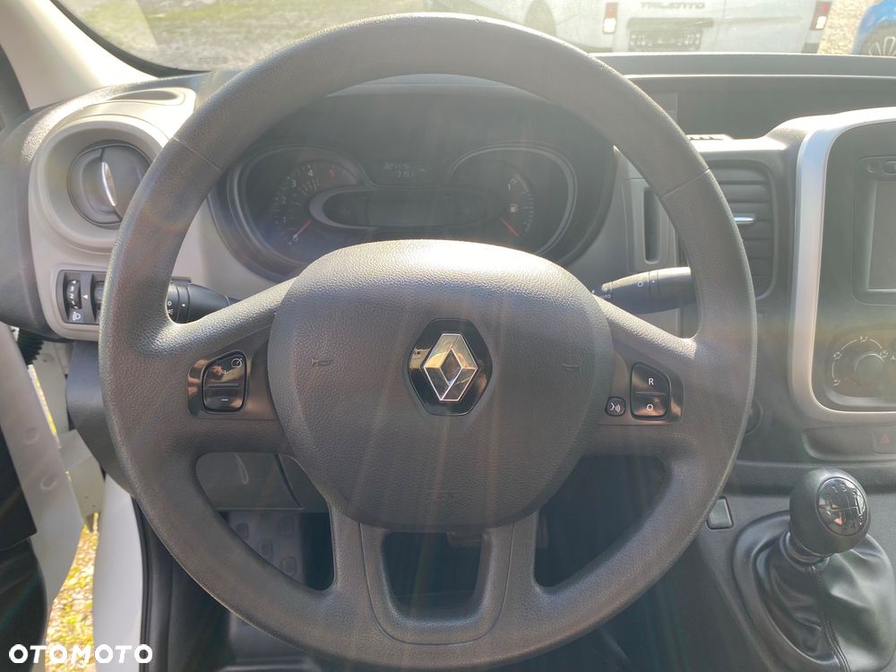 Renault Trafik - 17