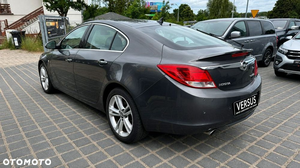 Opel Insignia 2.0 T Cosmo 4x4 - 6