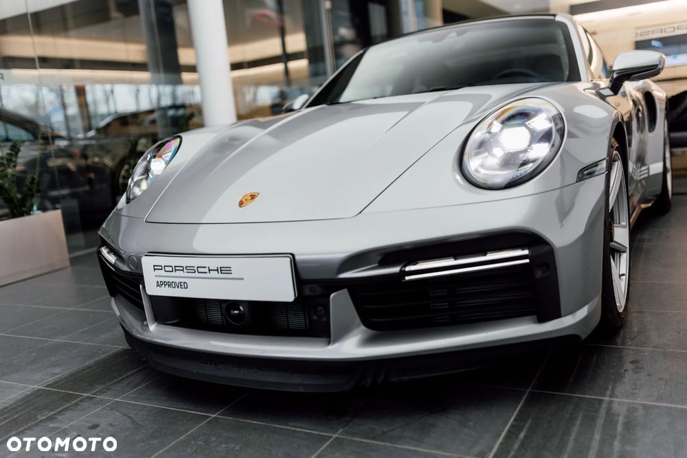 Porsche 911 Turbo 50 Years - 35
