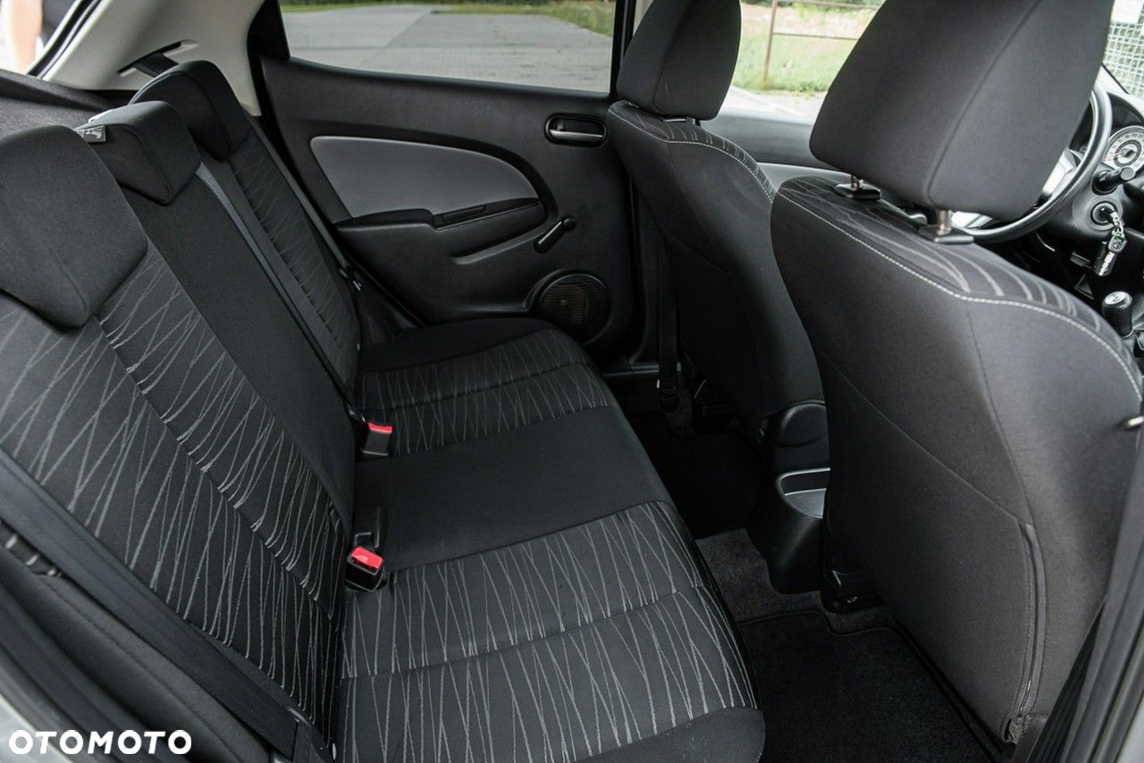 Mazda 2 - 8