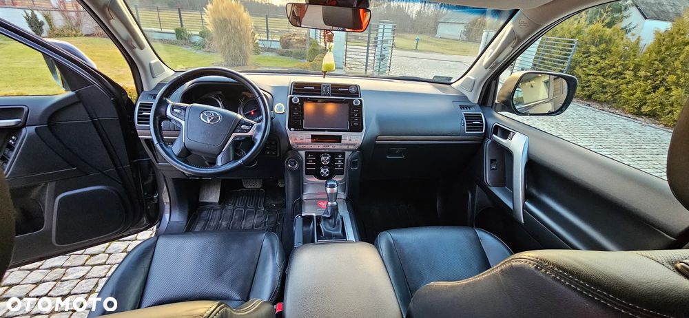 Toyota Land Cruiser LC 2.8 D-4D Invincible - 13