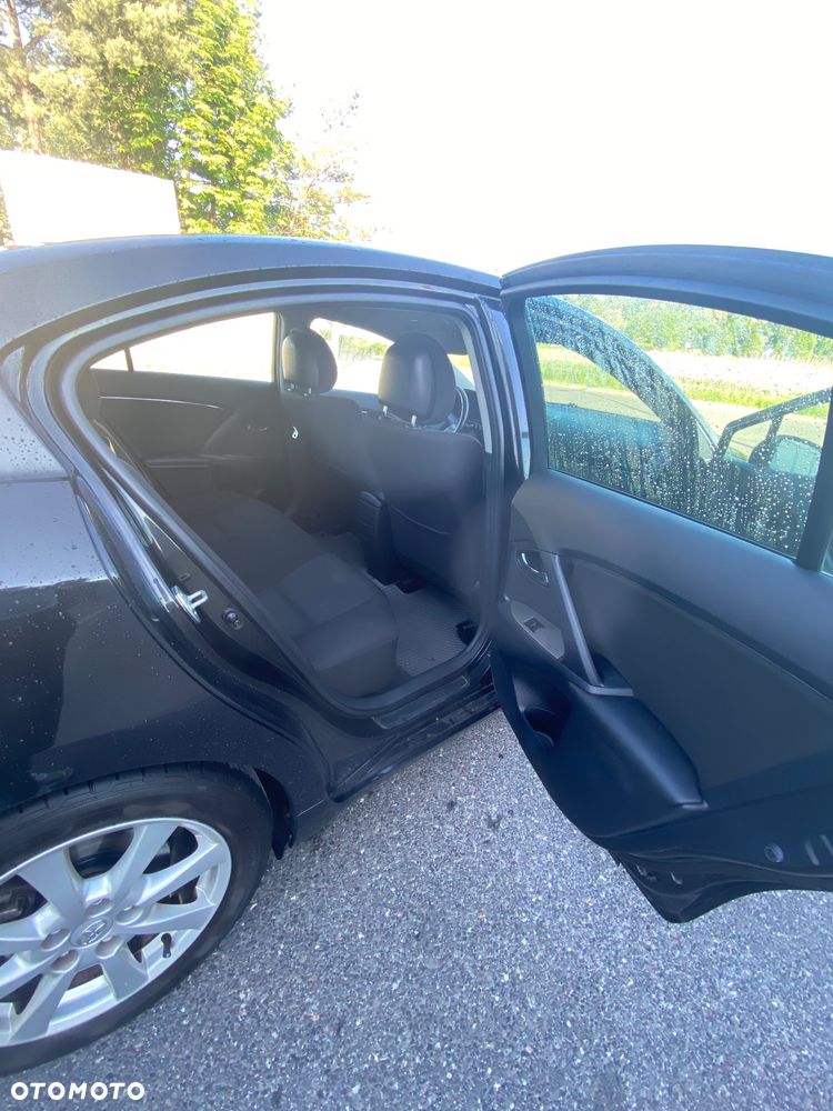 Toyota Avensis - 9