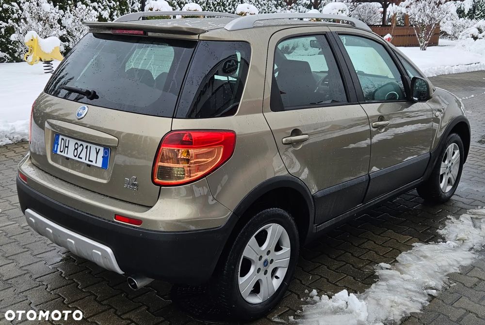 Fiat Sedici 1.6 16V 4x2 Emotion - 8