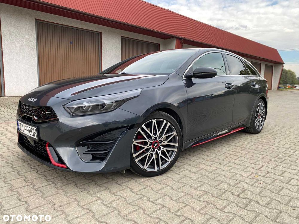 Kia Procee'd