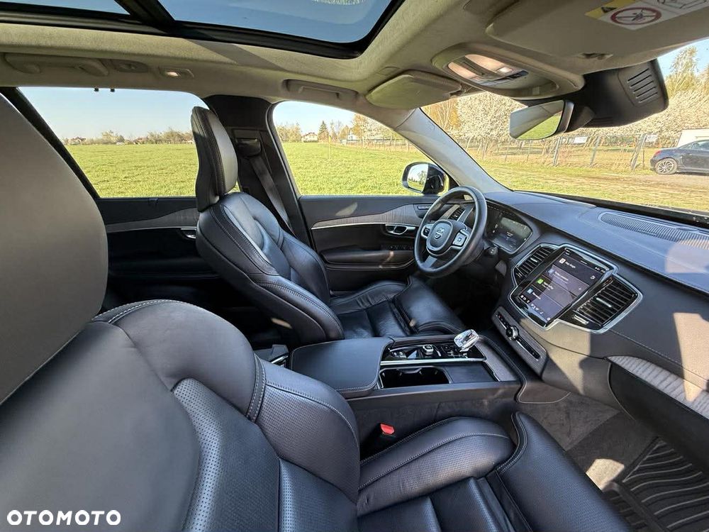 Volvo XC 90 B5 D AWD R-Design 7os - 11