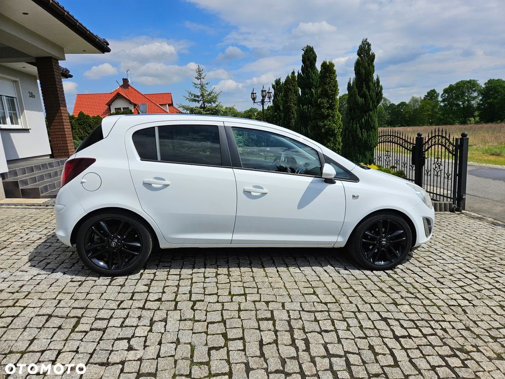 Opel Corsa 1.4 16V Color Edition - 33