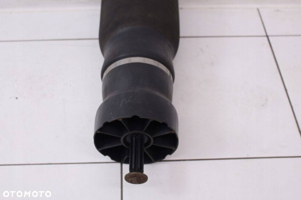 RANGE ROVER III L322 PODUSZKA MIECH TYŁ RKB000151 - 2