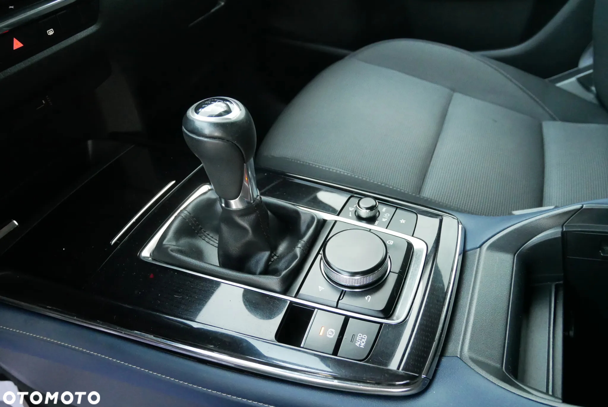 Mazda CX-30 e-SKYACTIVE G 122 HOMURA - 16