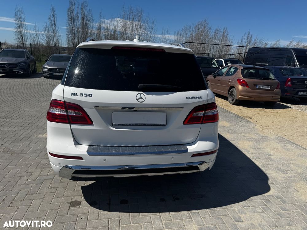 Mercedes-Benz ML - 13