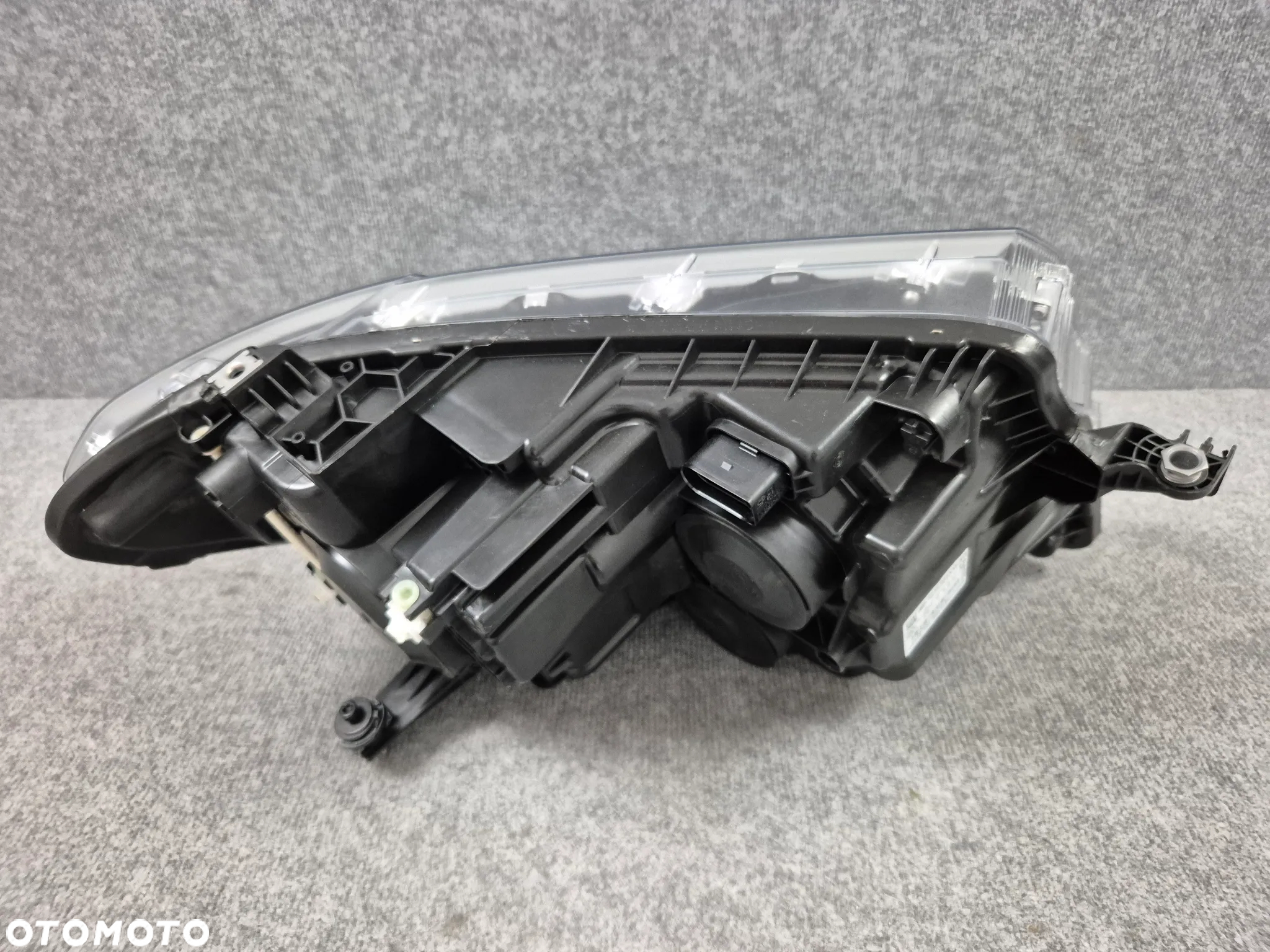 REFLEKTOR LAMPA PRZEDNIA LEWA - VW CRAFTER II MAN TGE ZWYKŁA H7 16- - 7