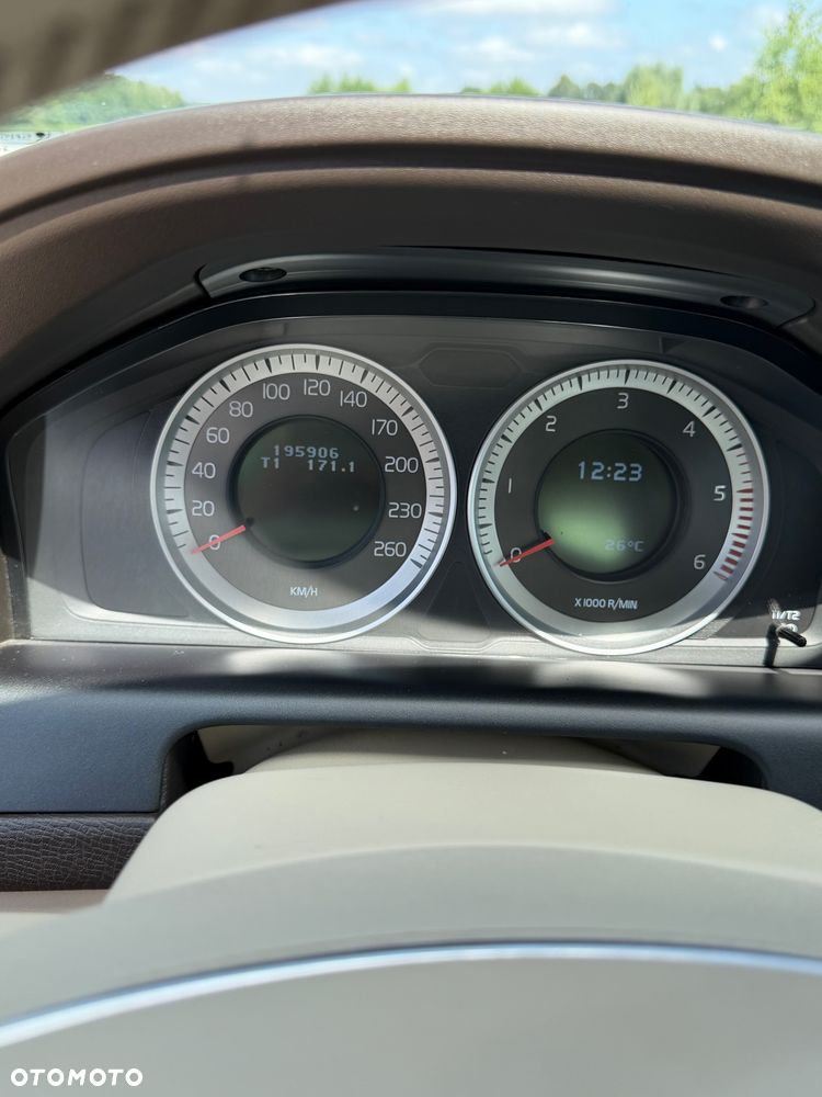 Volvo XC 60 D5 AWD - 7