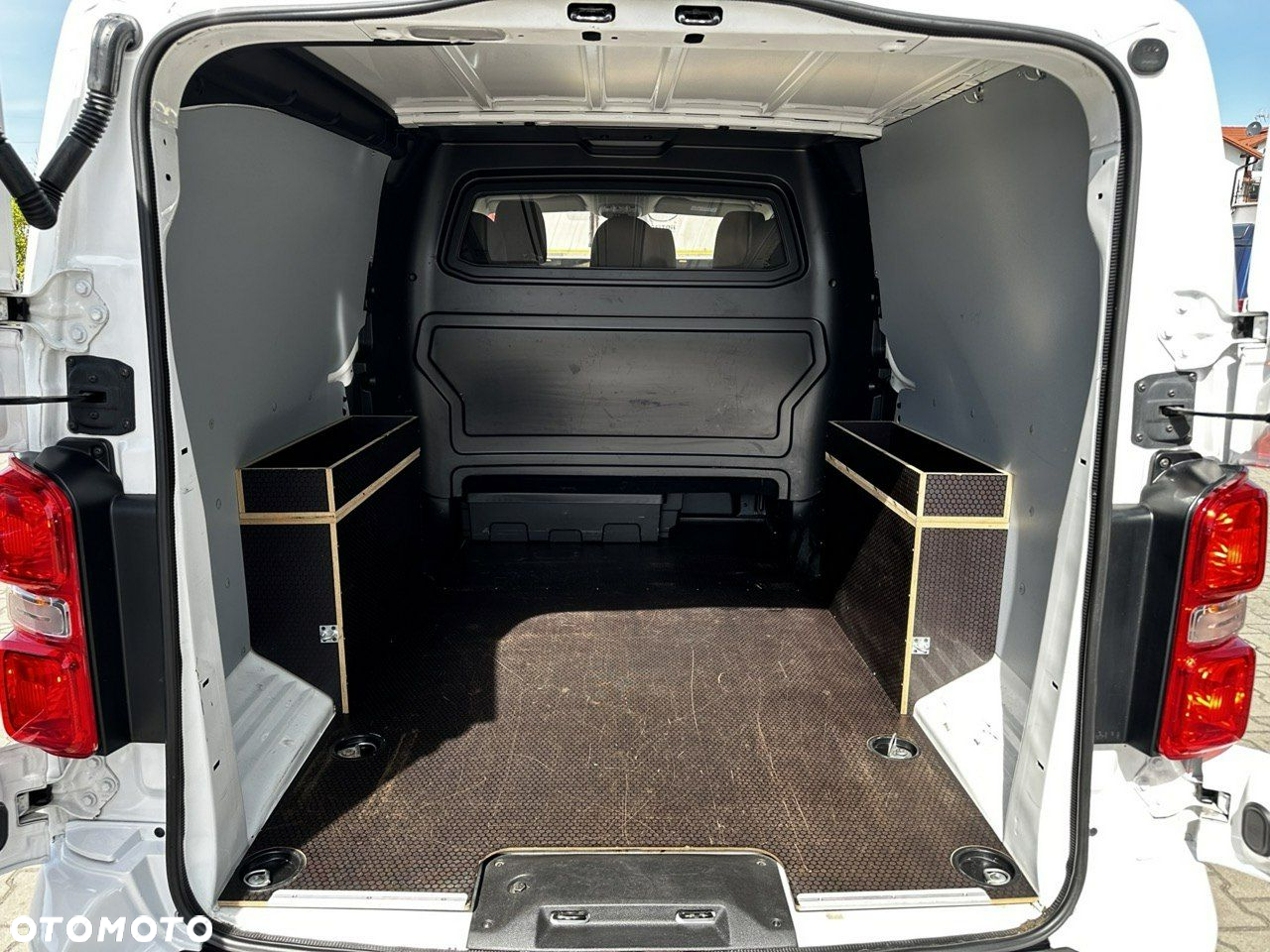 Peugeot Expert - 13