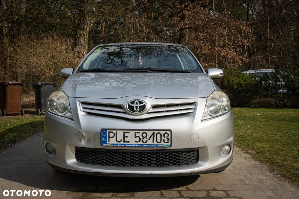Toyota Auris 1.6 Premium - 3