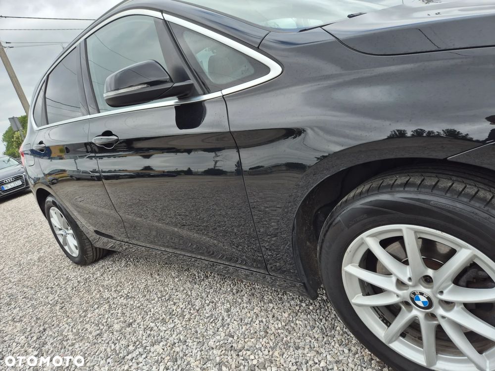 BMW Seria 2 216d Sport Line - 20