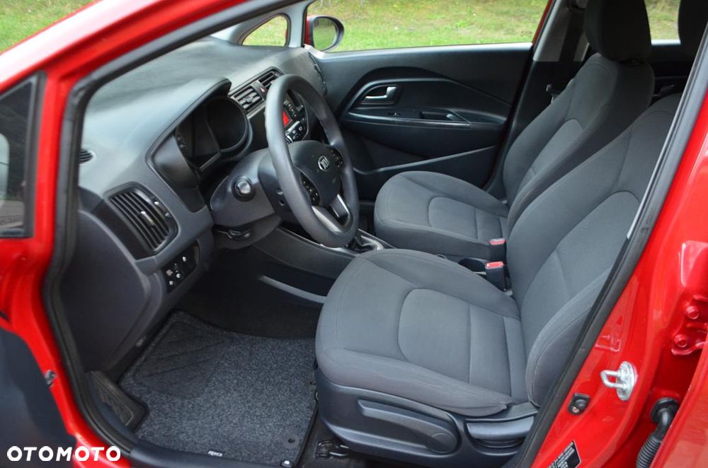 Kia Rio 1.2 Attract - 19