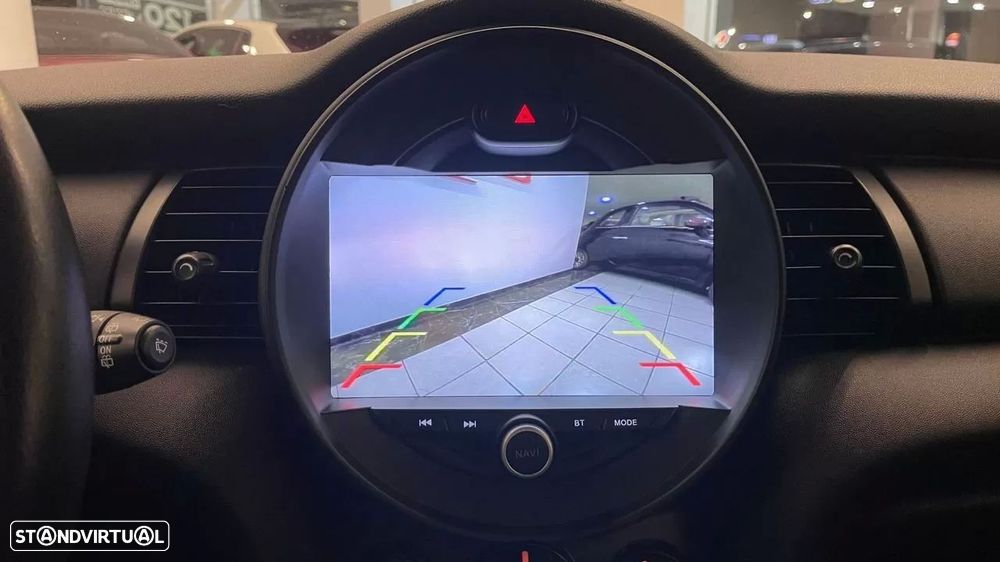 MINI 3 Portas One D - 28