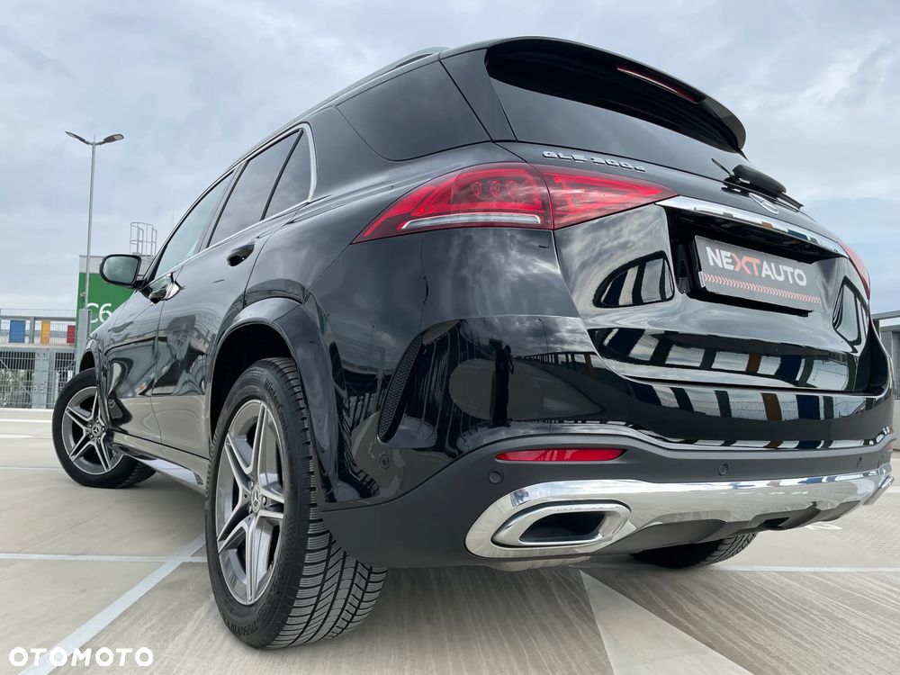 Mercedes-Benz GLE 300 d 4Matic 9G-TRONIC AMG Line - 9