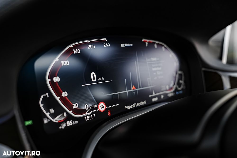 BMW Seria 7 745Le xDrive - 38