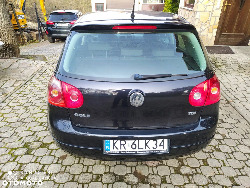 Volkswagen Golf - 5