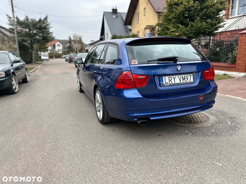 BMW Seria 3 318i Edition Sport - 14