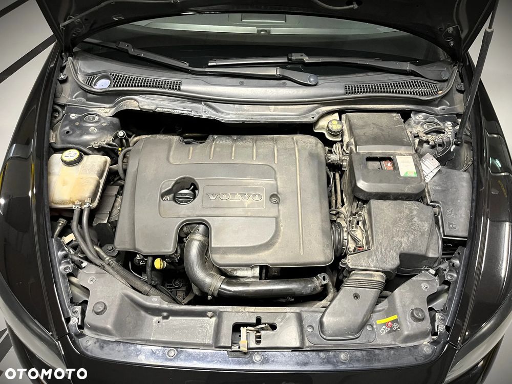 Volvo C30 1.6D - 24