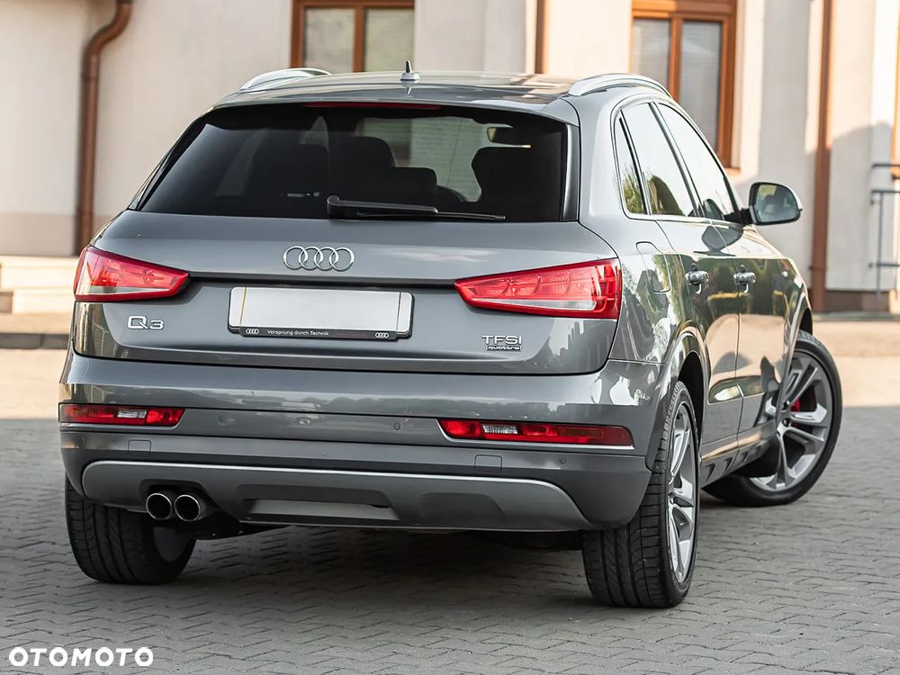 Audi Q3 2.0 TFSI Quattro S tronic sport - 12