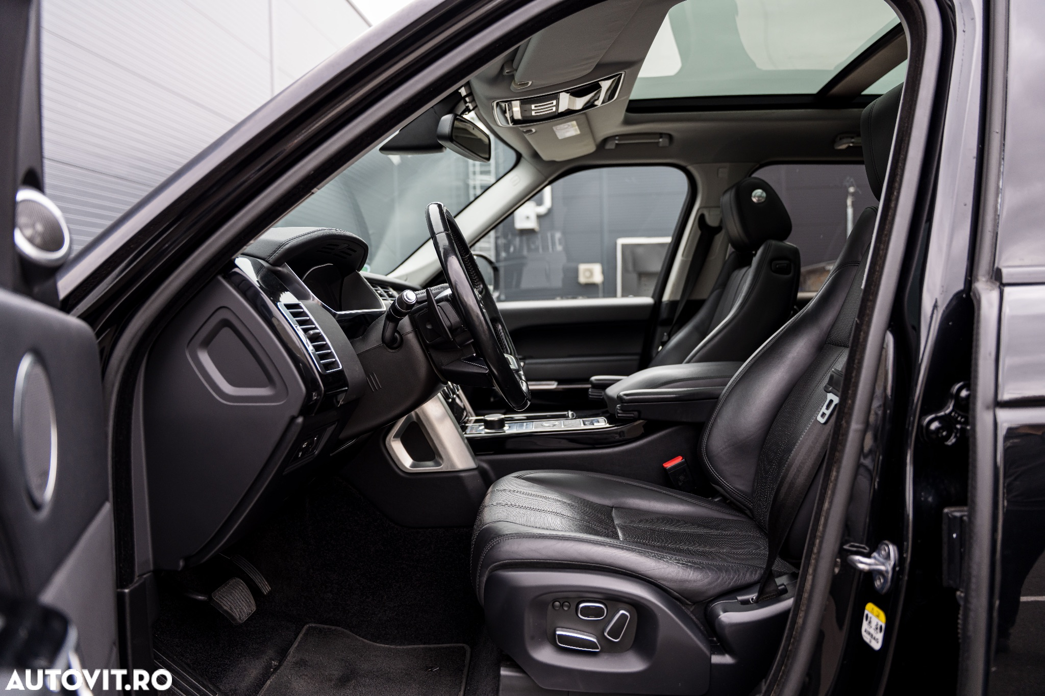 Land Rover Range Rover Vogue - 17