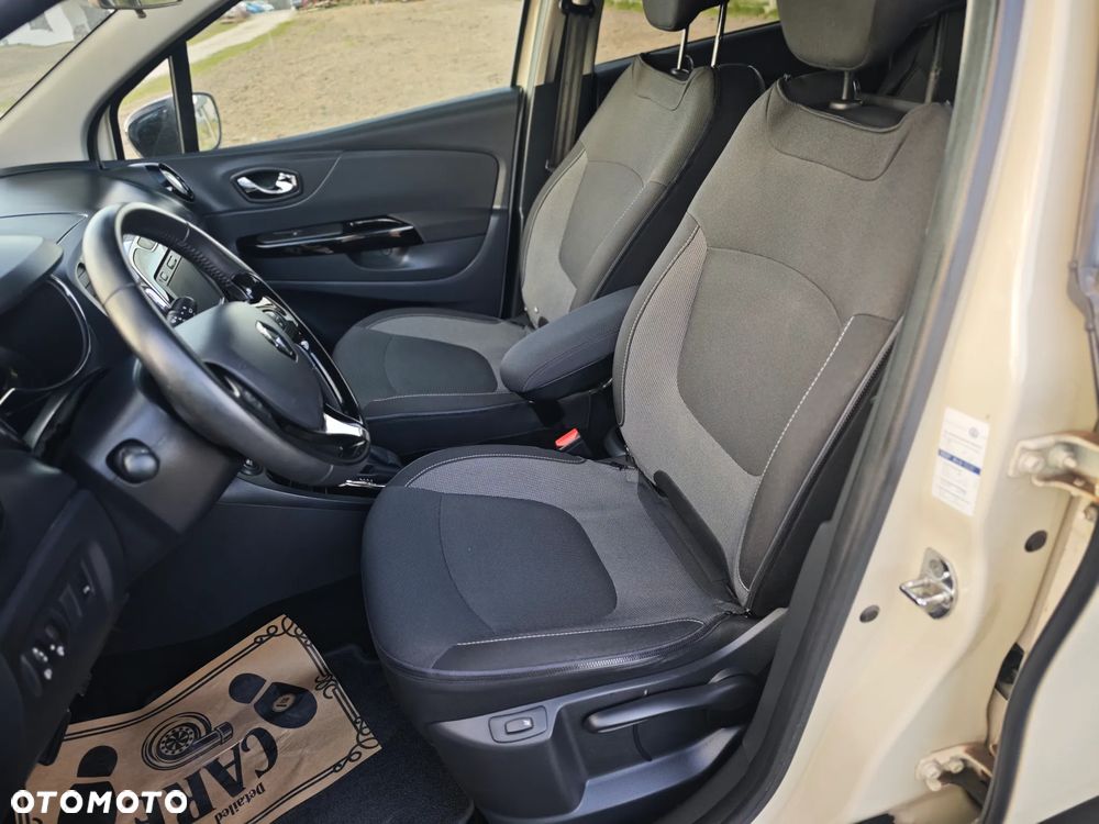 Renault Captur - 31