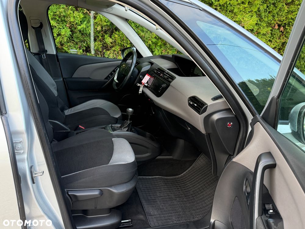 Citroën C4 Grand Picasso - 10