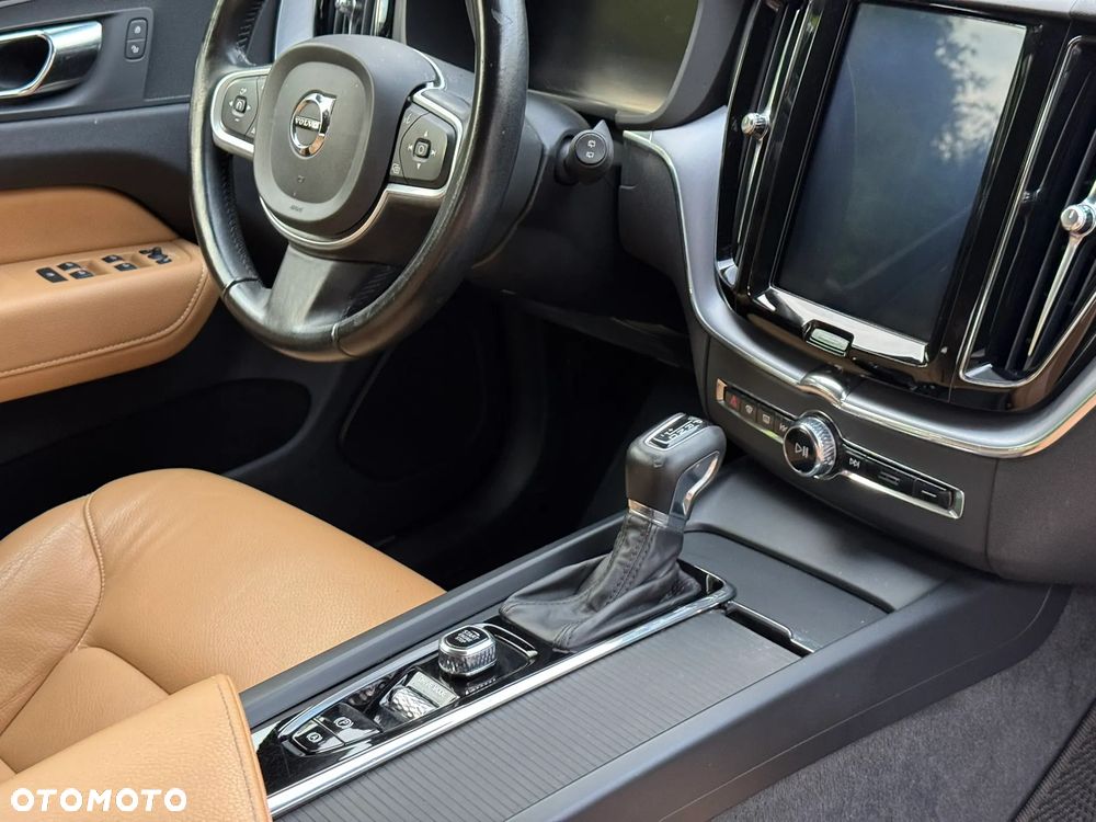 Volvo XC 60 D4 Geartronic Summum - 26