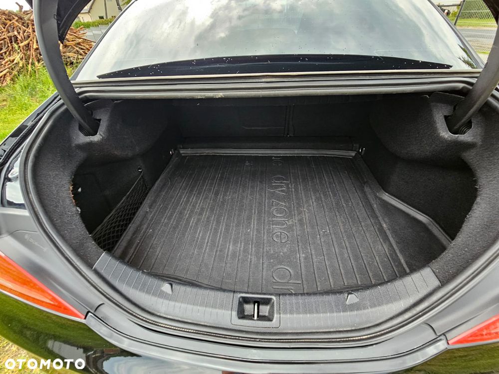 Mercedes-Benz CLA 200 CDI - 21