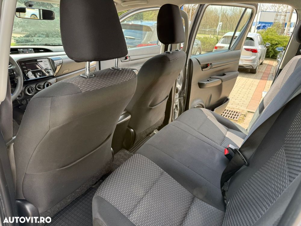 Toyota Hilux 4x4 Double Cab Comfort - 17
