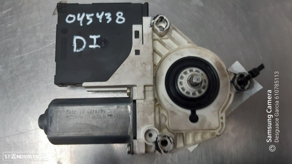 MOTOR ELEVADOR DE VIDRO FRONTAL ESQUERDO VOLKSWAGEN GOLF V 2005 -1K4837401F - 10