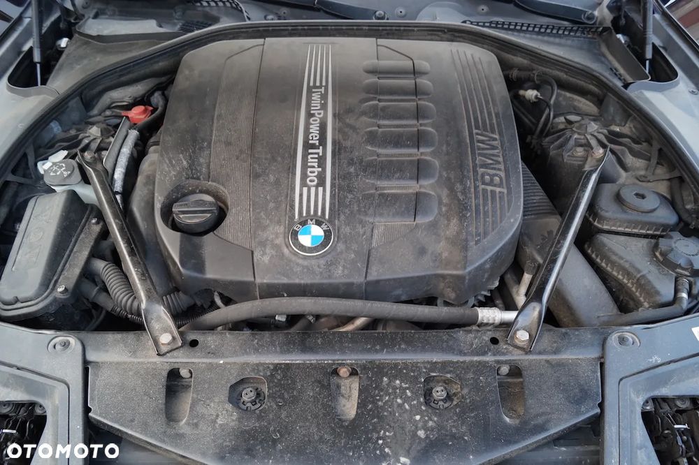 BMW Seria 5 535d Sport-Aut - 35