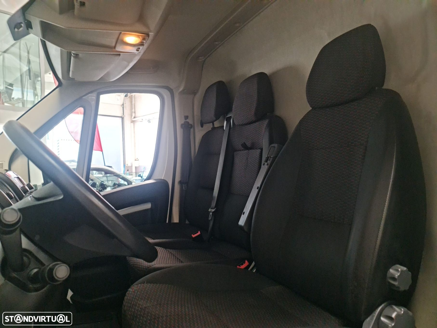 Peugeot Boxer 2.2 BlueHDi 333 L2 CD - 22