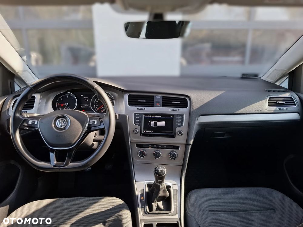 Volkswagen Golf VII 1.6 TDI BMT Comfortline - 11