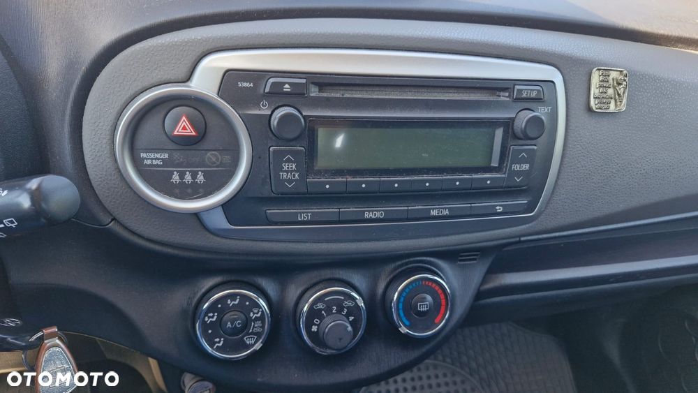 Toyota Yaris - 8