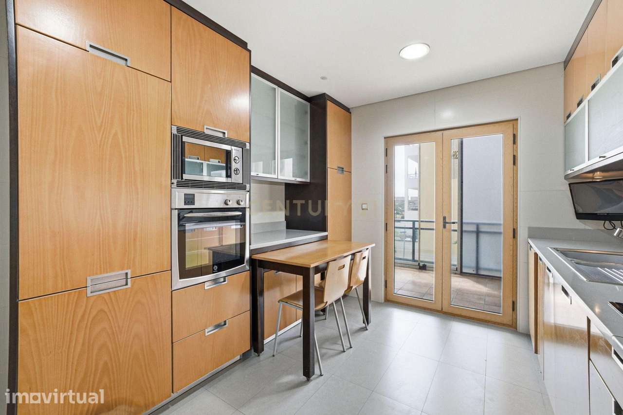 Apartamento T3 com box de 30 m² | Vila Chã – Amadora - Grande imagem: 3/38