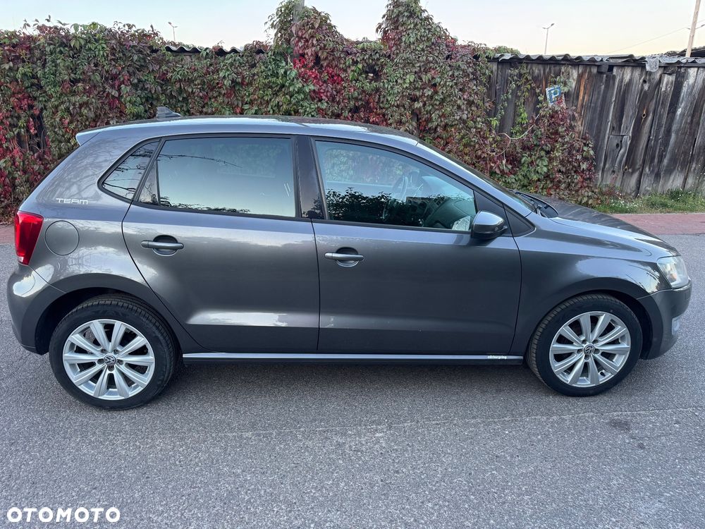 Volkswagen Polo - 14