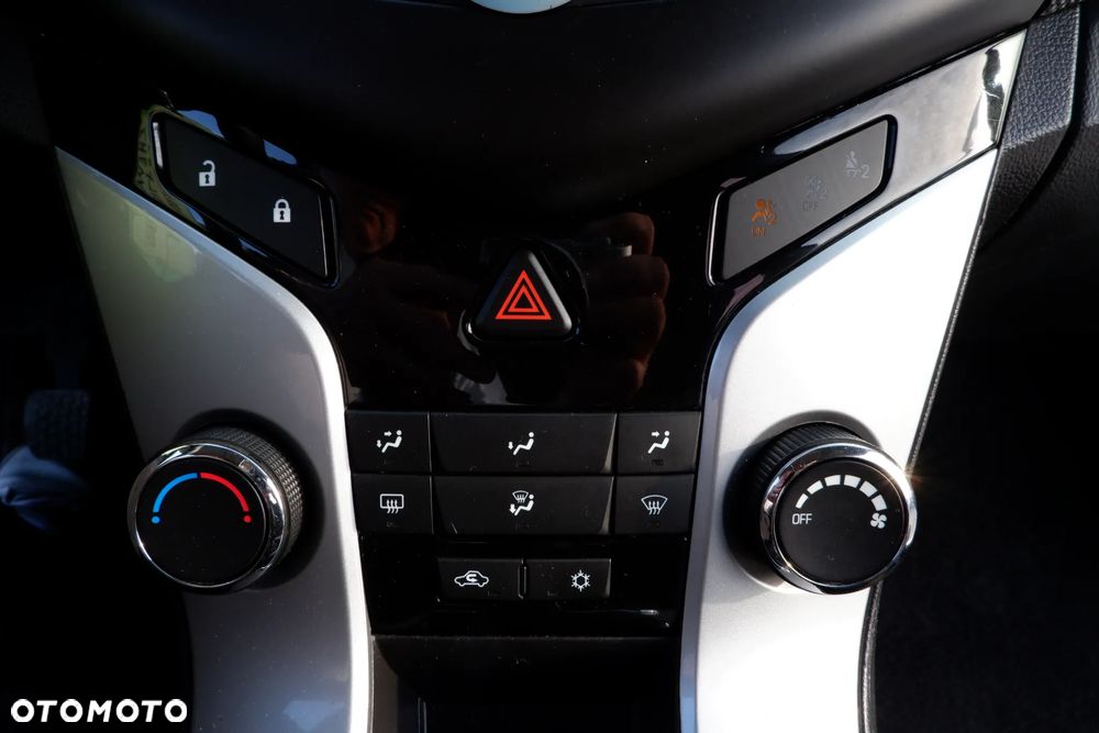 Chevrolet Cruze 1.7TD LT+ - 20