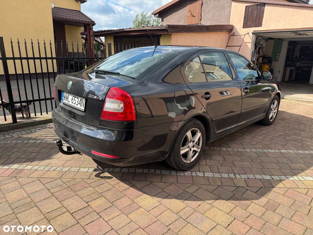 Skoda Octavia 2.0 TDI DPF Ambition - 10