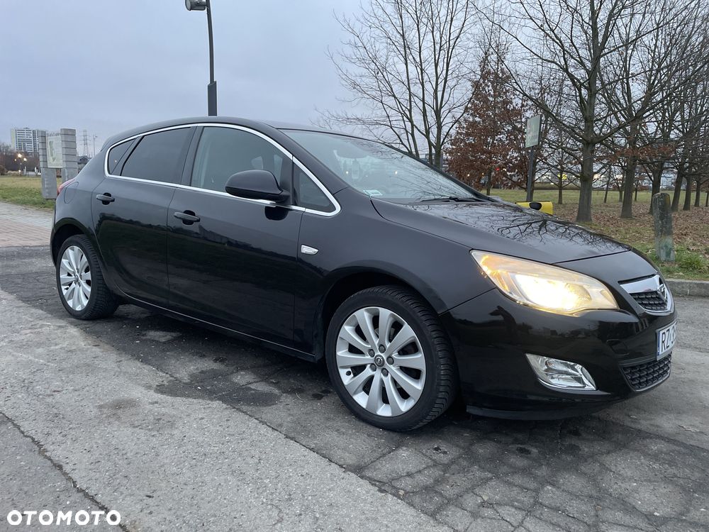 Opel Astra 1.3 CDTI DPF EcoFLEX Business Cosmo - 3