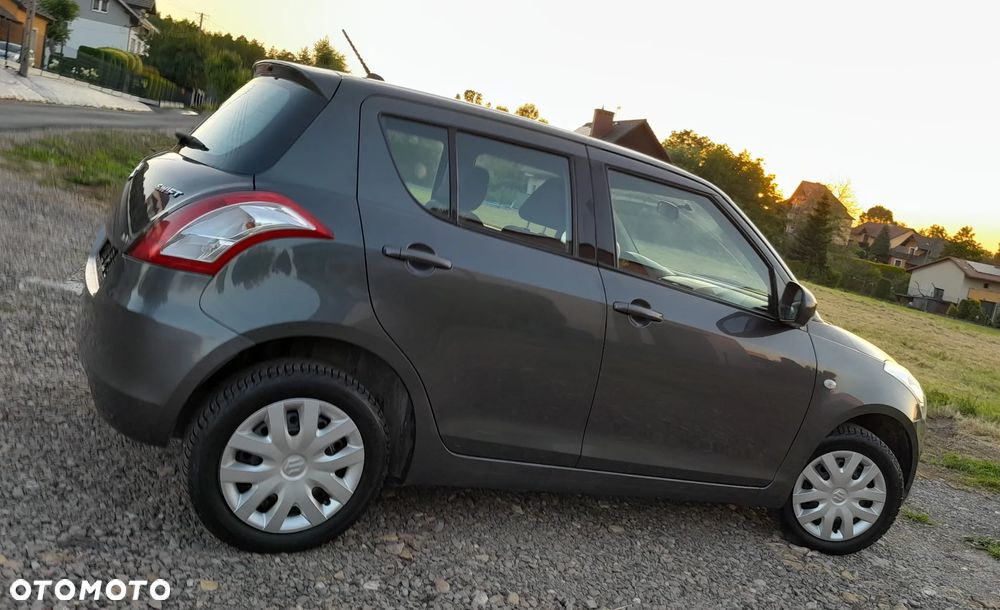 Suzuki Swift - 19