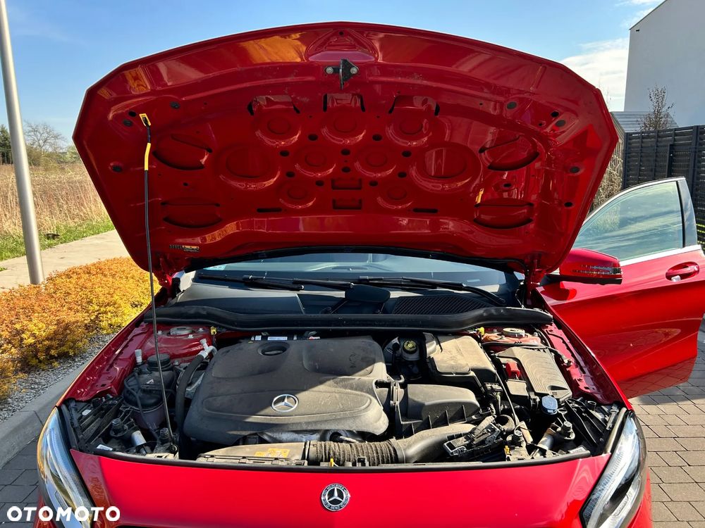 Mercedes-Benz GLA 220 4-Matic - 13