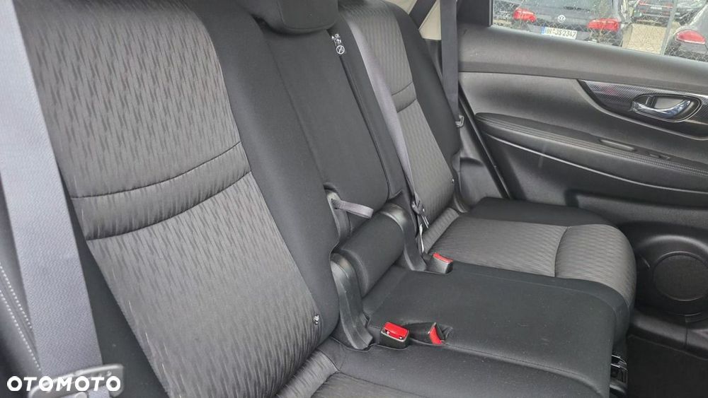 Nissan X-Trail - 10